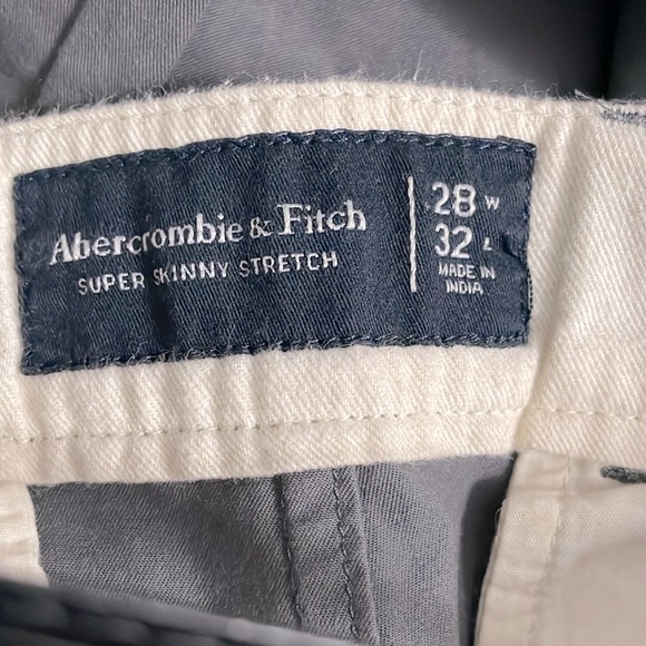 Arbecrombe & Fitch Pant Gray 28W 32L new with tags - Picture 3 of 4